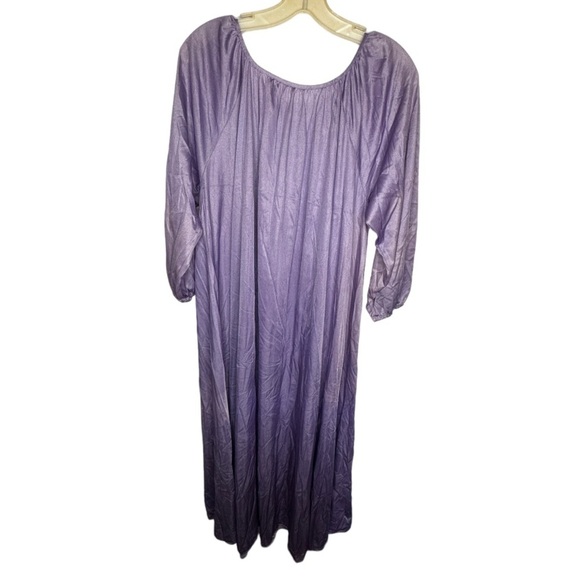 Vintage JC Penny Nylon Pullover Robe - Picture 4 of 5